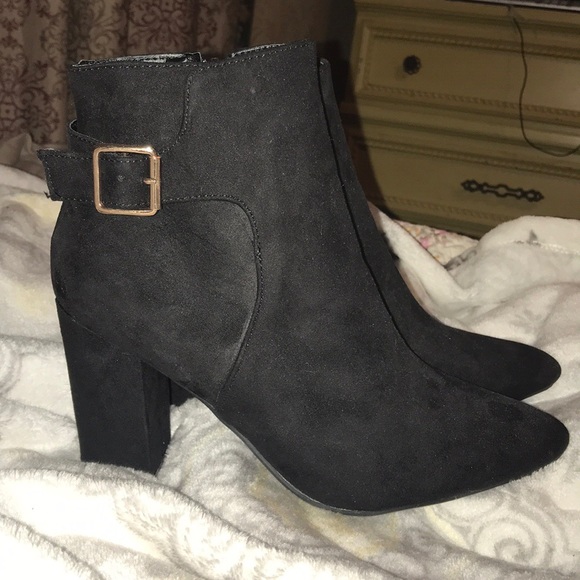 BAMBOO Shoes - Buckle Heeled Booties NWOT